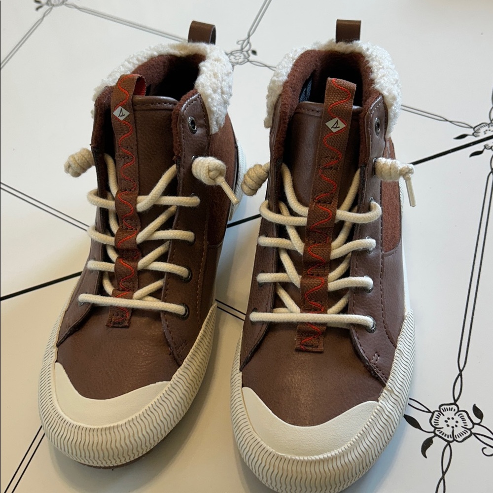 Sperry top-sider women’s pier wave wool storm sneaker booties